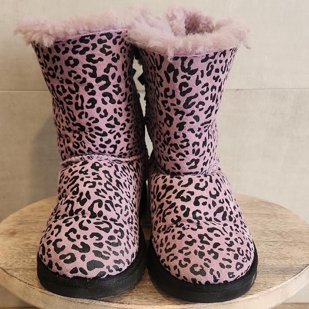 UGG Kids Boots in Pink Leopard Print